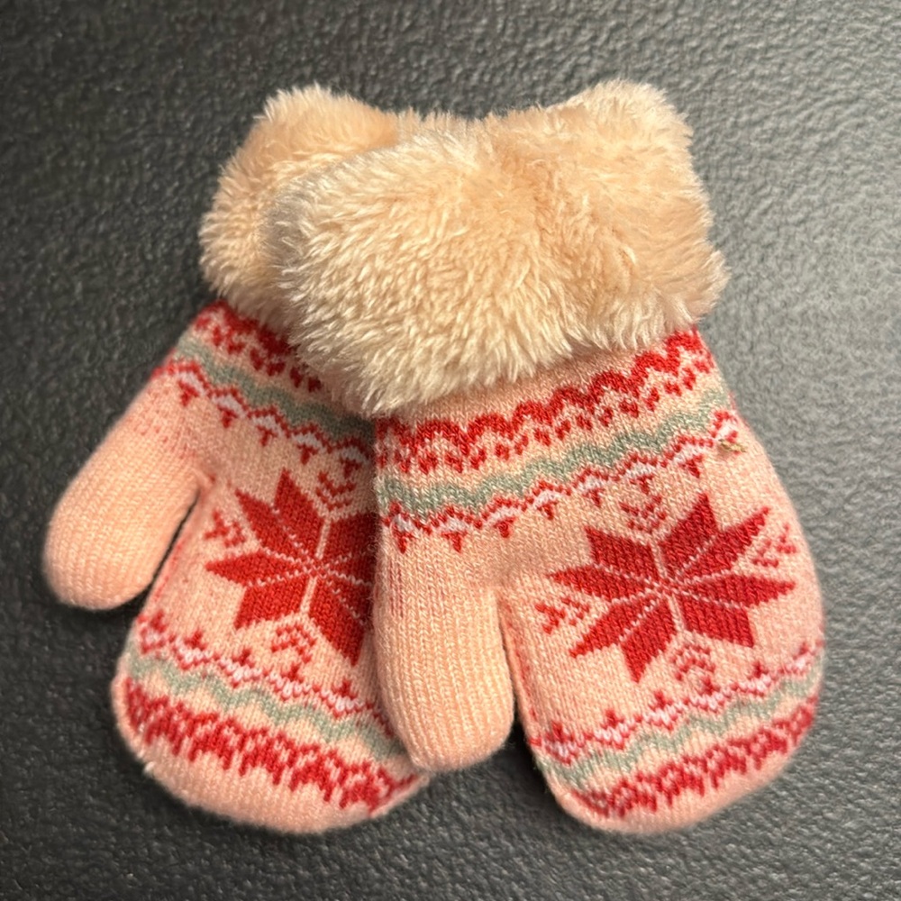 Baby Winter Mittens * Never worn